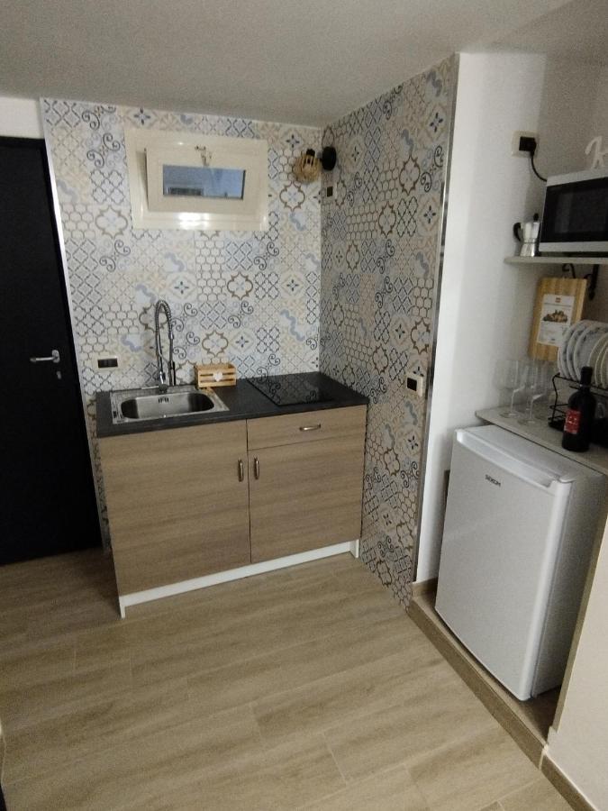 Apartamento Il Rifugio Del Conte Nápoles Exterior foto
